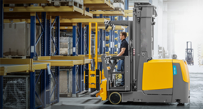 Austrian customer purchases two forklift trucks for logistics company