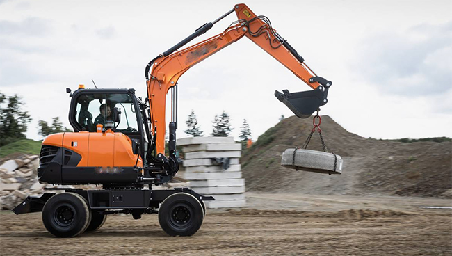 Australian Construction Company Purchases Shanding Wheeled Excavators for Construction Works